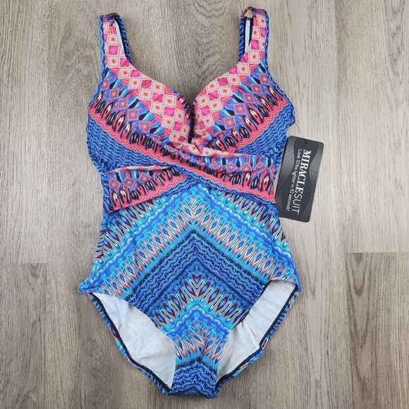 Miraclesuit Casablanca Criss Cross Escape One-piece Swimsuit size 16 - Picture 3 of 10